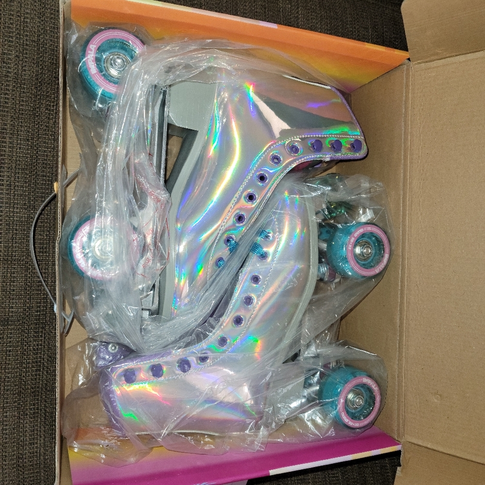 Holographic Impala Quads